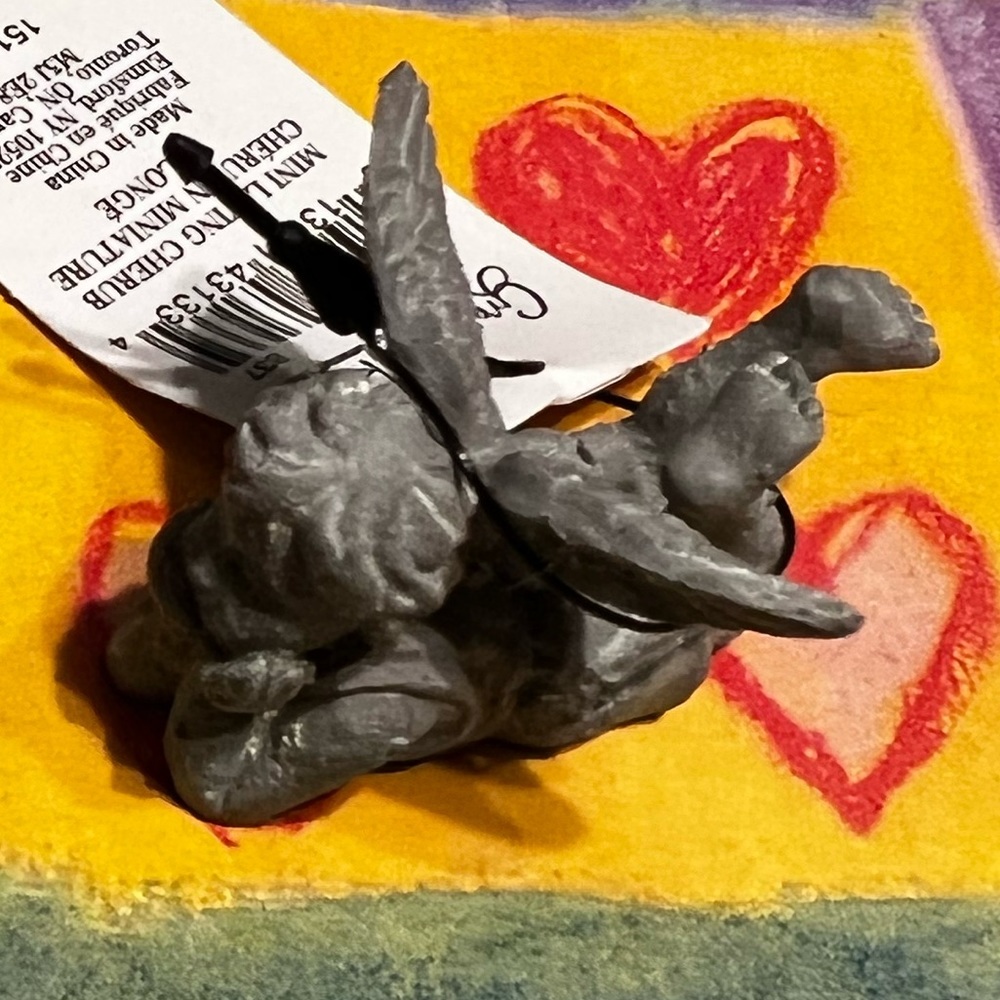 New Grasslands Road Mini 1” Laying Cherub Distressed - Picture 13 of 14